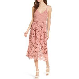 ASTR LACE A LINE MIDI DRESS - Medium